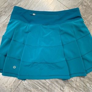 Lululemon teal tennis skirt size 4Tall